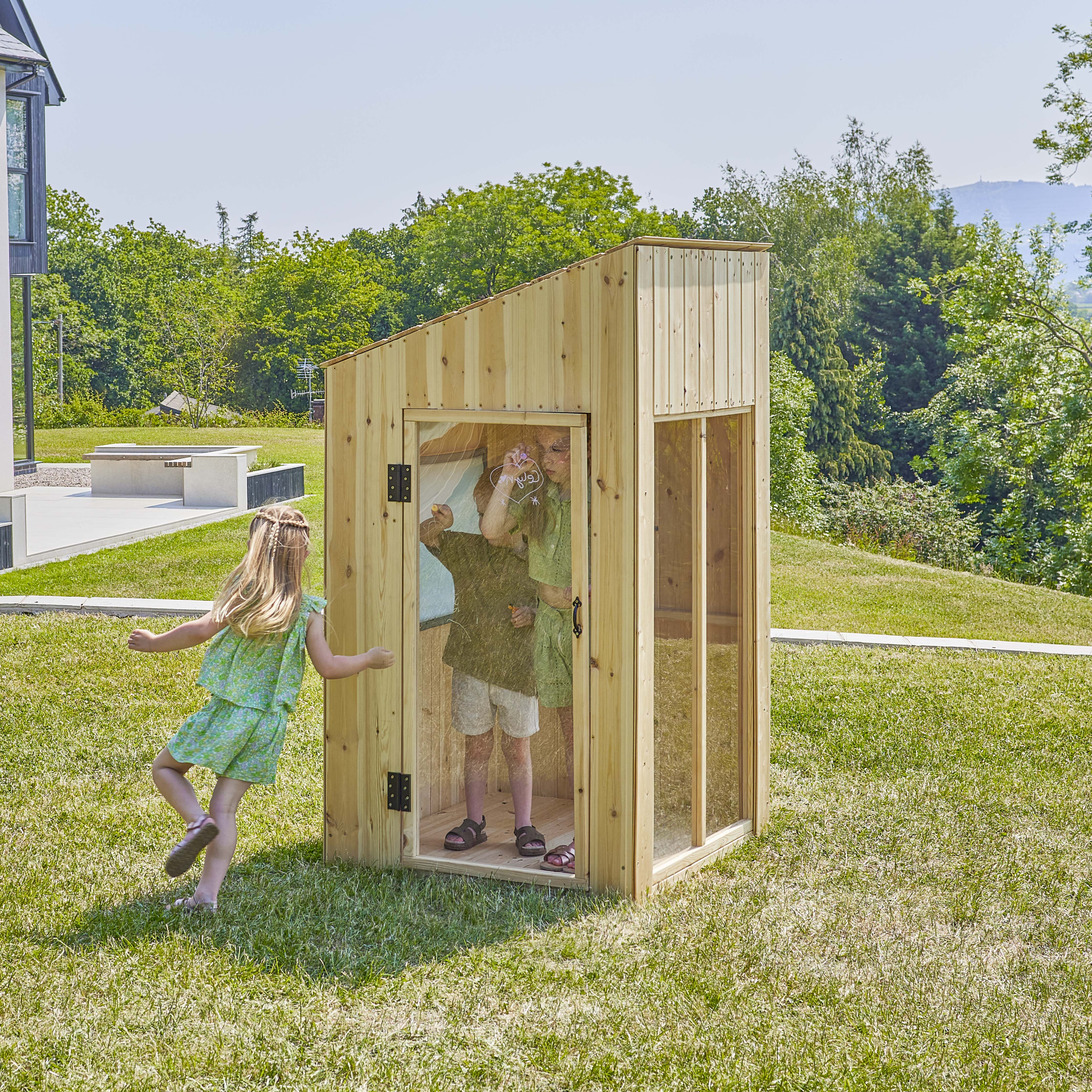 Garden wooden playhouse online